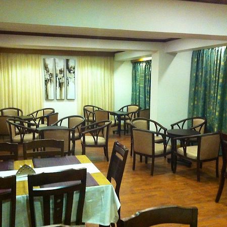 דרג'ילינג Hotel Mohit מראה חיצוני תמונה