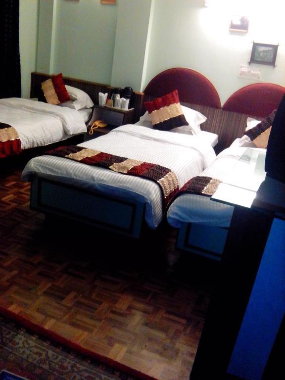 דרג'ילינג Hotel Mohit מראה חיצוני תמונה