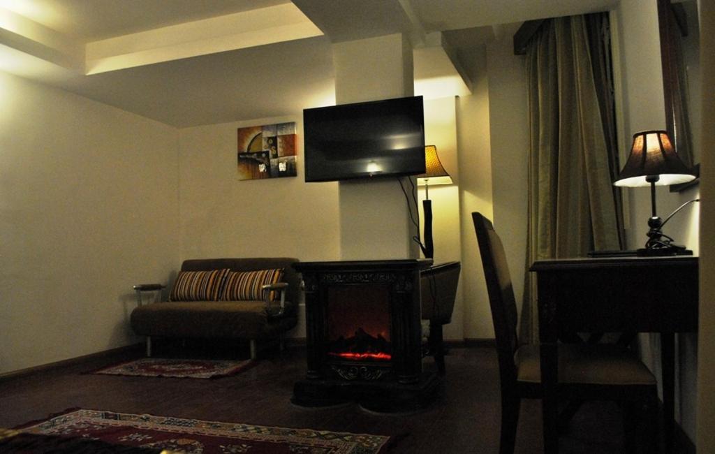 דרג'ילינג Hotel Mohit מראה חיצוני תמונה