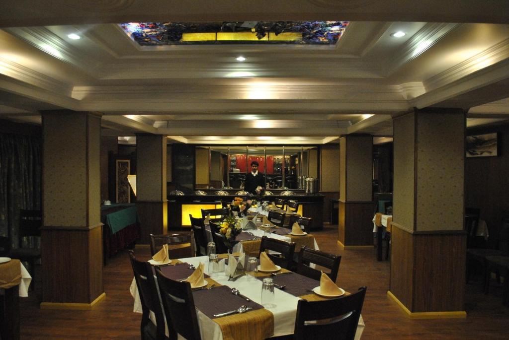 דרג'ילינג Hotel Mohit מראה חיצוני תמונה
