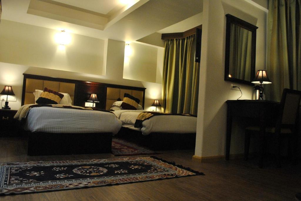 דרג'ילינג Hotel Mohit מראה חיצוני תמונה