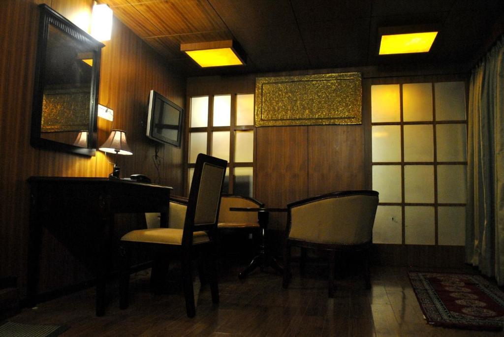 דרג'ילינג Hotel Mohit מראה חיצוני תמונה